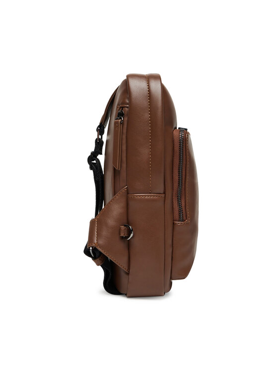 Guess Mugursoma Guess HMBOCA P5326 Brūns