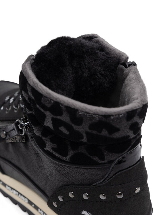 Mustang Šnurovacia obuv Mustang 1364-503 Čierna