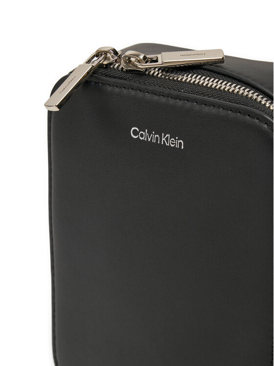Calvin Klein Maža rankinė Calvin Klein Ck Sleek Reporter Xs K50K512747 Juoda