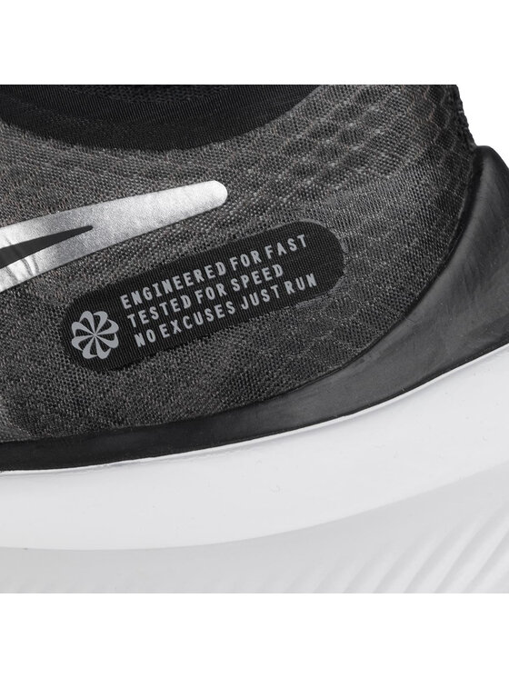 Nike Bežecké topánky Nike Zoom Gravity BQ3202 001 Sivá