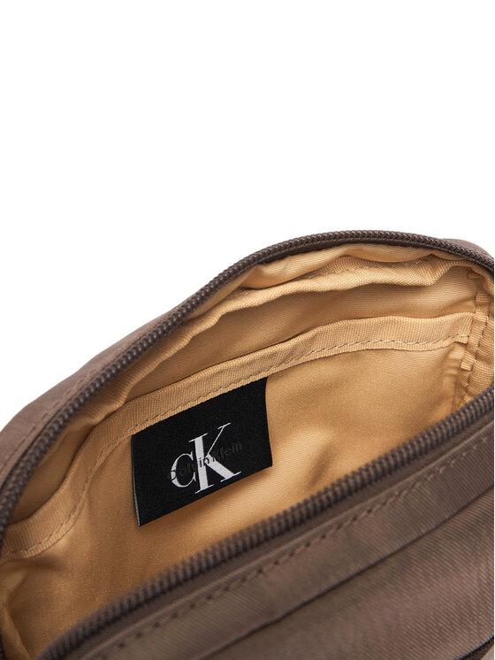 Calvin Klein Saszetka Calvin Klein Bold Clrblk Square Crossobdy LV04D3519G Brązowy