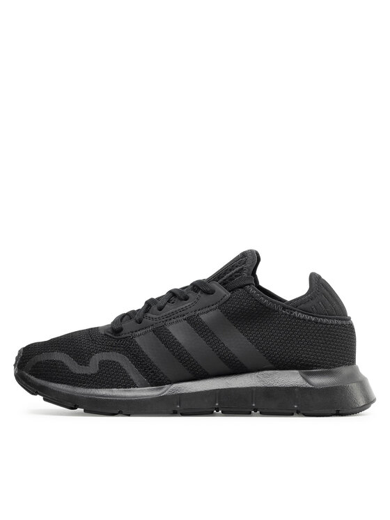 adidas Снікерcи adidas Swift Run X FY2116 Чорний