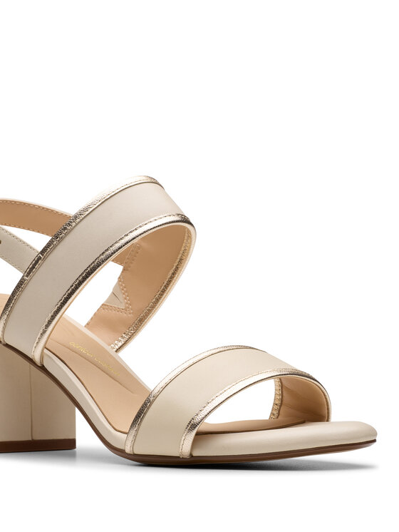 Clarks Sandali Clarks Ezoria Sling 26181301 Beige