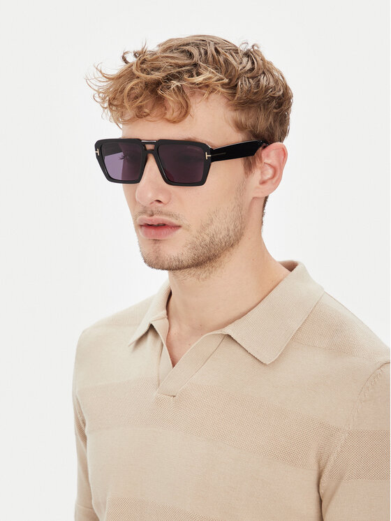 Tom Ford Saulesbrilles Tom Ford Redford FT1153 01A Melns