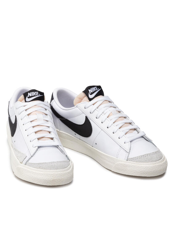 Nike Снікерcи Nike Blazer Low '77 DC4769 102 Білий