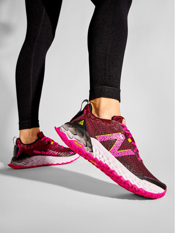 New Balance Pantofi pentru alergare New Balance Fresh Foam Hierro v6 WTHIERP6 Roz