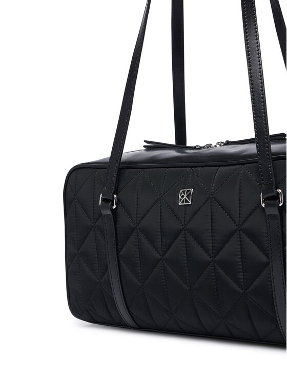 Calvin Klein Ročna torba Calvin Klein Quilted Nylon 2X Strap Camerabag LV04F3651G Črna