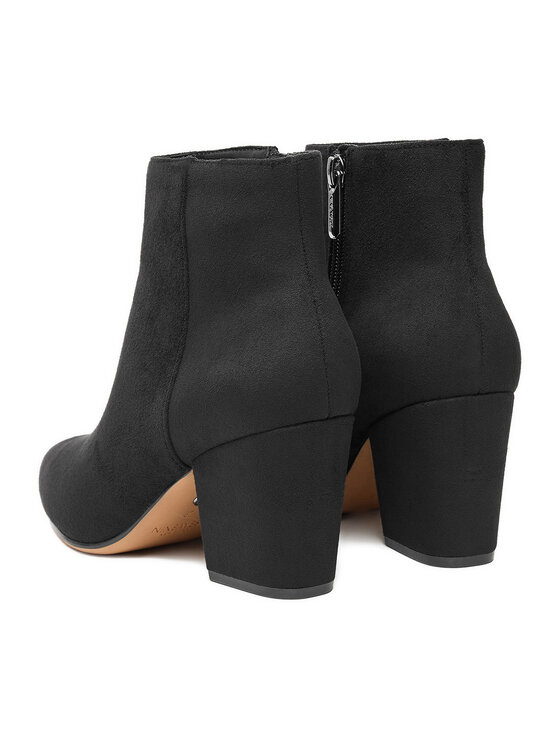 Nine West Īsie zābaki Nine West CEO-ZAKIA-01 Melns