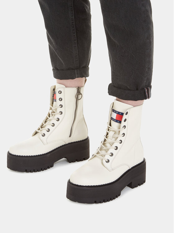 Tommy Jeans Škornji Tommy Jeans Tjw Boot Zip Up EN0EN02305 Bela