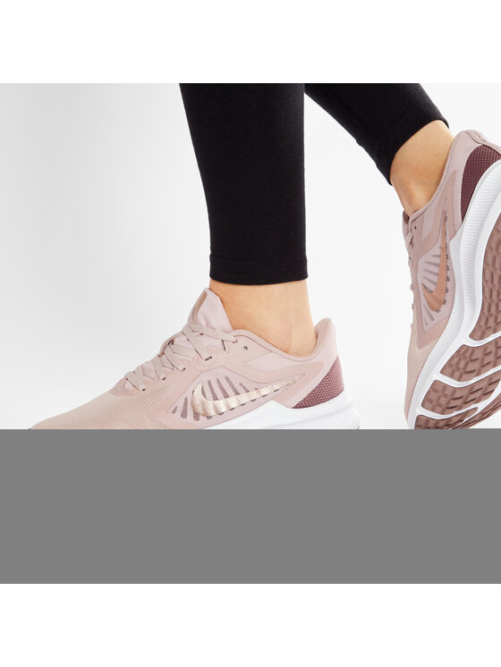 Nike Маратонки за бягане Nike Downshifter 10 CI9984 200 Бежов