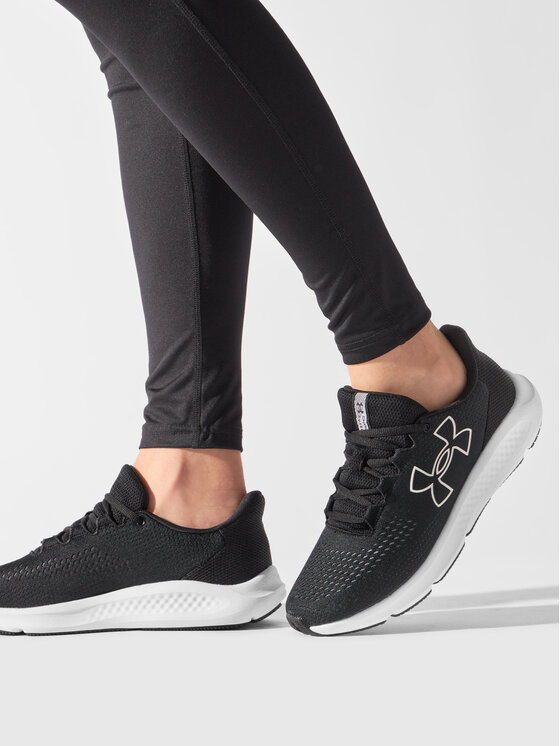 Under Armour Běžecké boty Under Armour Ua Charged Pursuit 3 Bl 3026518-001 Černá