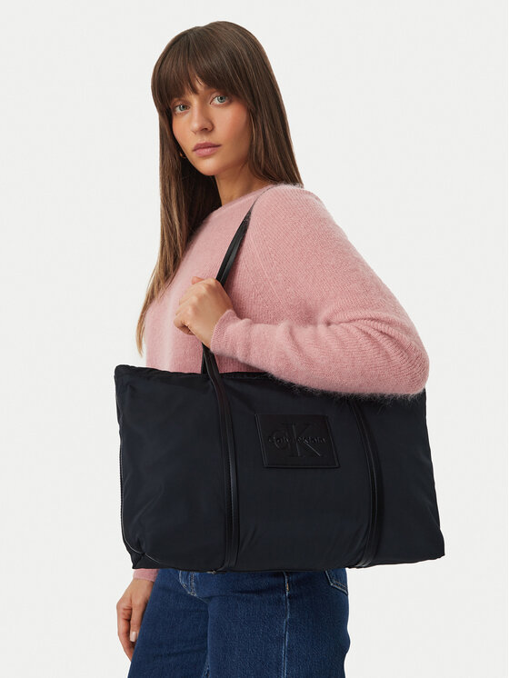 Calvin Klein Torbica Calvin Klein Medium Tote LV04F3869G Crna