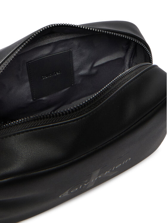 Calvin Klein Kozmetični kovček Calvin Klein Bold Dopp Kit LV04D1238G Črna