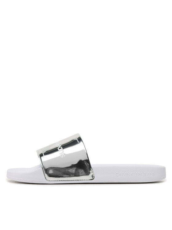 Calvin Klein Jeans Natikači Calvin Klein Jeans Slide Metallic Monologo YW0YW00638 Srebrna