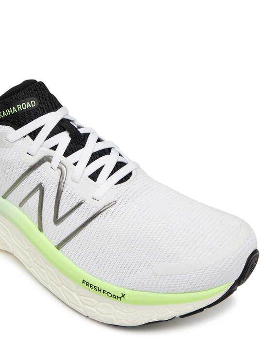 New Balance Buty do biegania New Balance Kaiha Road MKAIRCV1 Biały