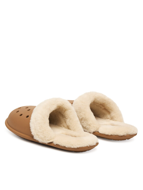 Crocs Тапочки Crocs Classic Fuzz Scuff 212143 Коричневий