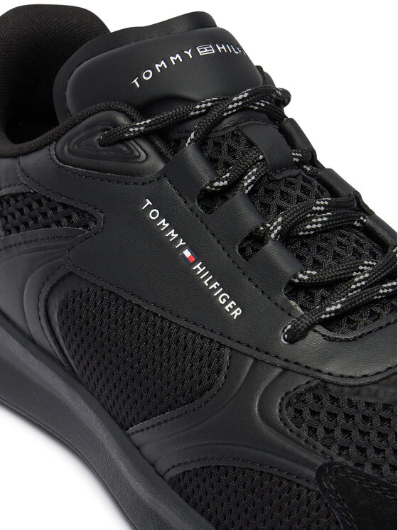Tommy Hilfiger Superge Tommy Hilfiger Lightweight Runner Monocolor FM0FM05928 Črna