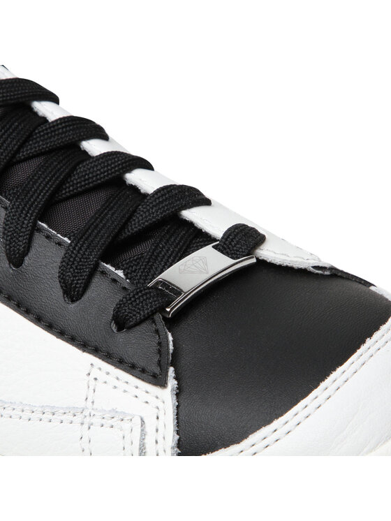 Nike Sneakers Nike Blazer Mid '77 Emb DD8025 101 Nero