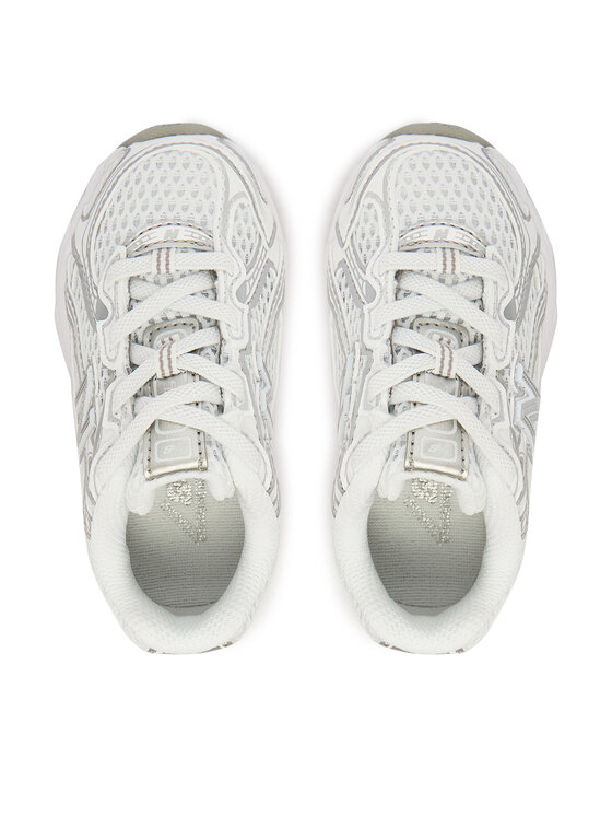 New Balance Sneakersy New Balance IZ740WM Biela