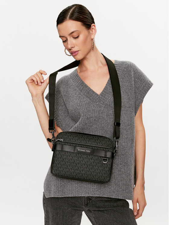 Michael Kors Válltáska Michael Kors Hudson 33F3LHDC5B Fekete