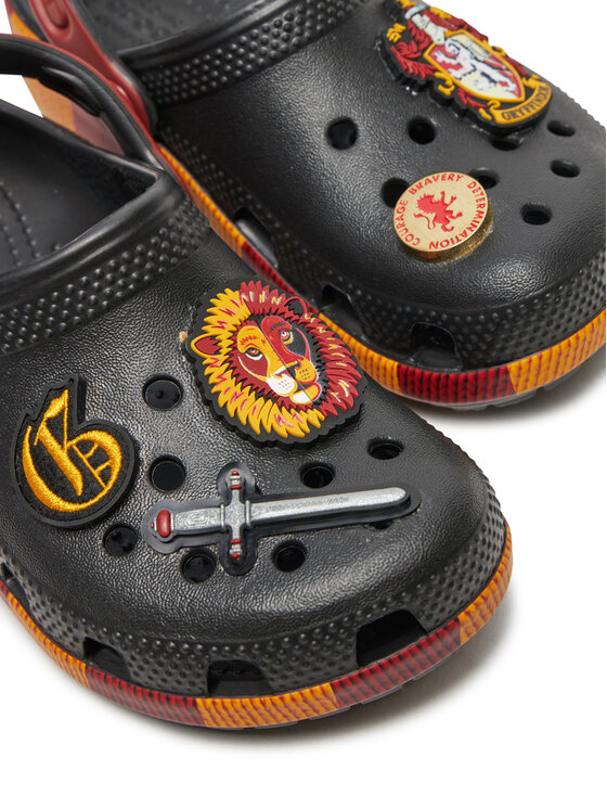 Crocs Natikače Crocs Harry Potter Classic Gryffindor Clog K210541 Crna
