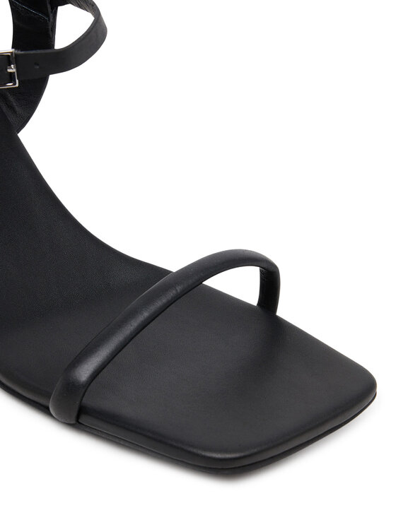 Calvin Klein Sandali Calvin Klein Block Heel Sandal 75 Lth HW0HW02650 Nero
