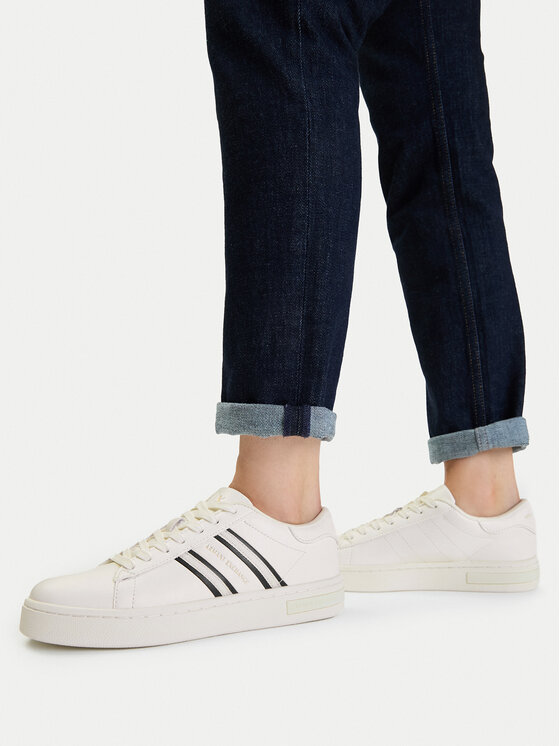 Armani Exchange Снікерcи Armani Exchange XW002231 AF21421 M0017 Білий