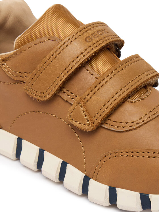 Geox Zapatillas Geox B Iupidoo Boy B5655B 000CL C6627 Marrón