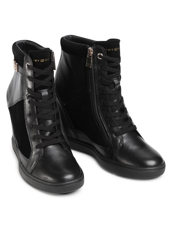 Tommy Hilfiger Сникърси Tommy Hilfiger Hardware Sneaker Wedge FW0FW04303 Черен