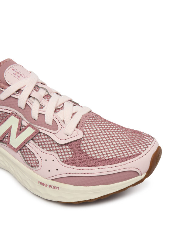 New Balance Buty do biegania New Balance Fresh Foam Arishi V4 WARIS7AU Różowy