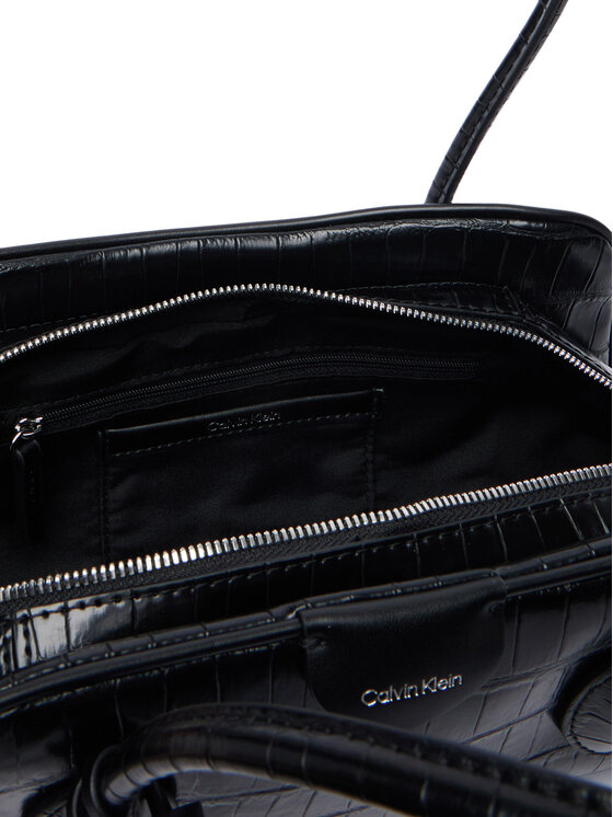 Calvin Klein Soma Calvin Klein Emblem Trio Croco Shoulder Bag LV04F3780G Melns