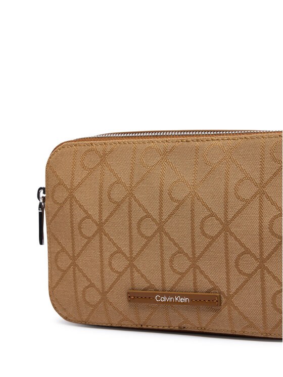 Calvin Klein Τσάντα Calvin Klein Emblem Aop Jacquard Camera Bag LV04F3533G Καφέ