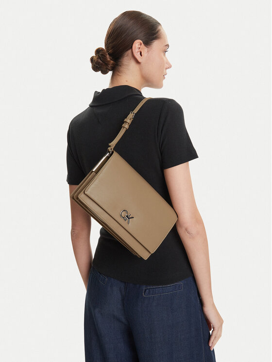 Calvin Klein Táska Calvin Klein Ck Elongated Shoulder Bag K60K612807 Bézs