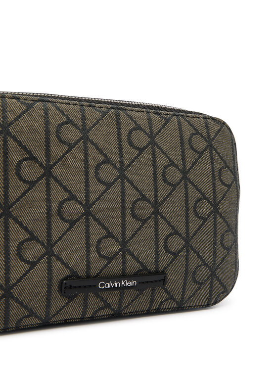 Calvin Klein Τσάντα Calvin Klein Emblem Trio Pebble Shoulder Bag LV04F3533G Χακί