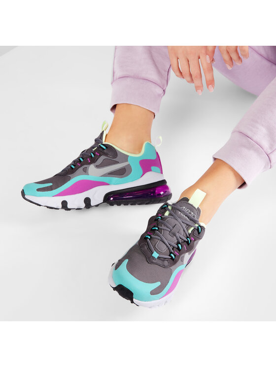 Nike Sneakersy Nike Air Max 270 React (GS) BQ0103 007 Farebná