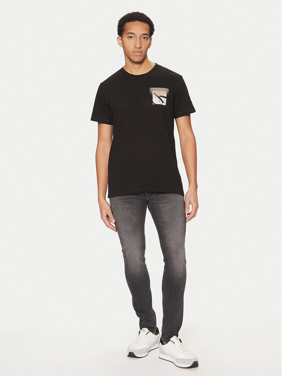 Calvin Klein Jeans Calvin Klein Jeans Majica Soft Box Monogram J30J327092 Črna Regular Fit