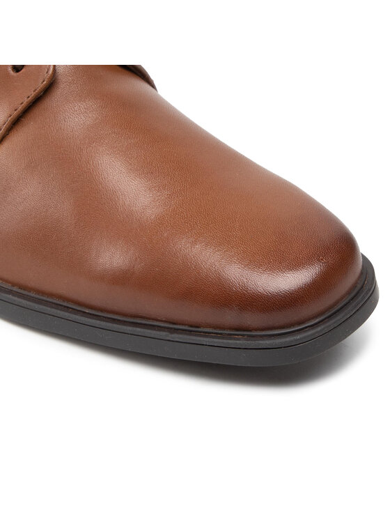 Clarks Туфлі Clarks Tilden Plain 261300977 Коричневий