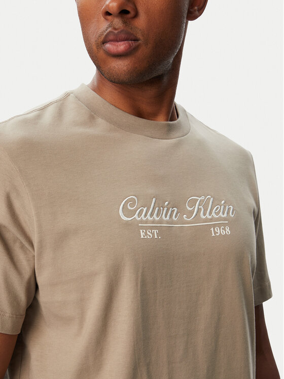 Calvin Klein Jeans Calvin Klein Jeans Camiseta LV04RG822G Beige oscuro Regular Fit