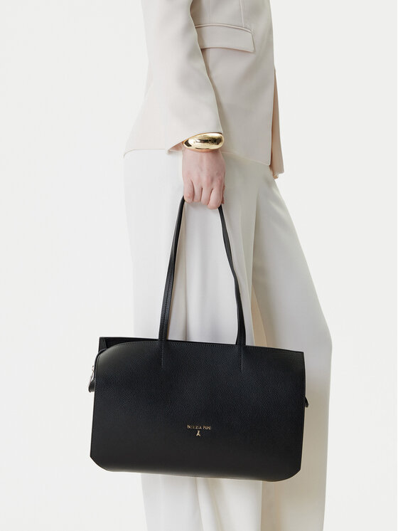 Patrizia Pepe Сумка Patrizia Pepe 8B0236/L001-K470 Чорний