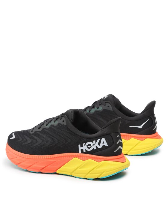 Hoka Tekaški čevlji Hoka Arahi 6 1123194 Črna