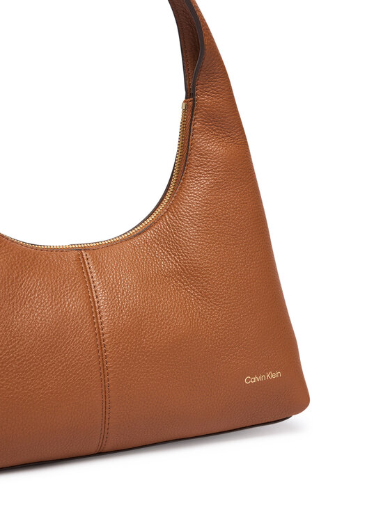 Calvin Klein Geantă Calvin Klein Slouchy Leather Shoulder Bag LV04F3657G Maro deschis