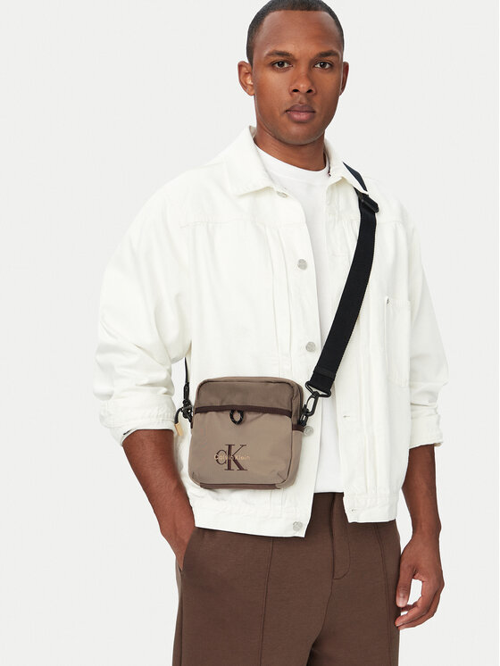 Calvin Klein Saszetka Calvin Klein Bold Clrblk Square Crossobdy LV04D3519G Brązowy