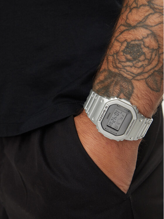 G-Shock Pulkstenis G-Shock DW-5600FF-8ER Pelēks