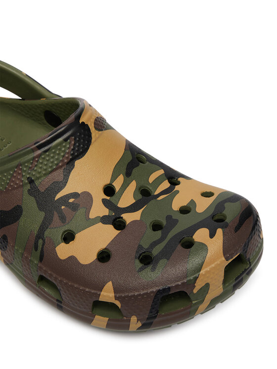 Crocs Шльопанці Crocs Classic Camouflage Clog 211879 Зелений