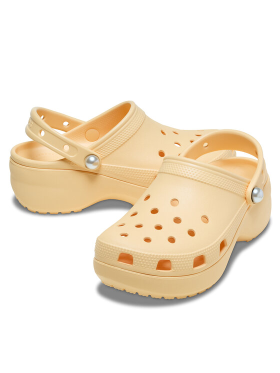 Crocs Шльопанці Crocs Classic Platform Pearl Clog 211231 Жовтий