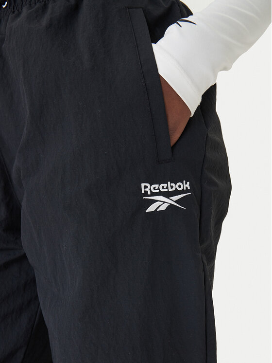 Reebok Reebok Jogginghose Galina RK25518CCW Schwarz Relaxed Fit