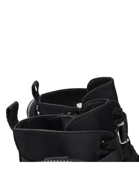 Steve Madden Šnurovacia obuv Steve Madden Tanker-P SM11001615-04004-001 Čierna