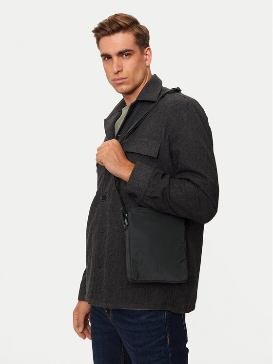 Calvin Klein Jeans Crossover torbica Calvin Klein Jeans Over Webbing K50K512567 Crna