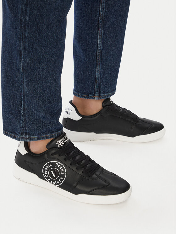 Versace Jeans Couture Снікерcи Versace Jeans Couture 80YA3SD1 ZPB84 Чорний