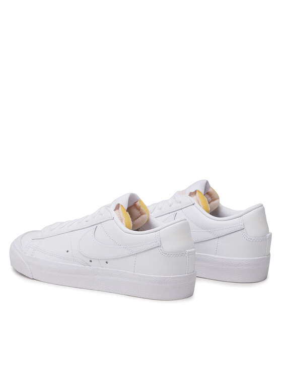 Nike Sneakersy Nike Blazer Low '77 DC4769 101 Biały